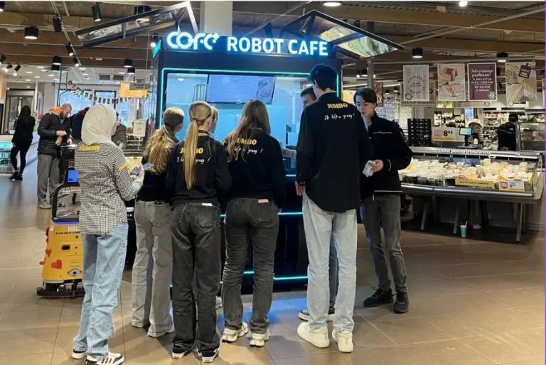 wie man eine Roboter-Kaffeekiosk vor der Skalierung betreibt
